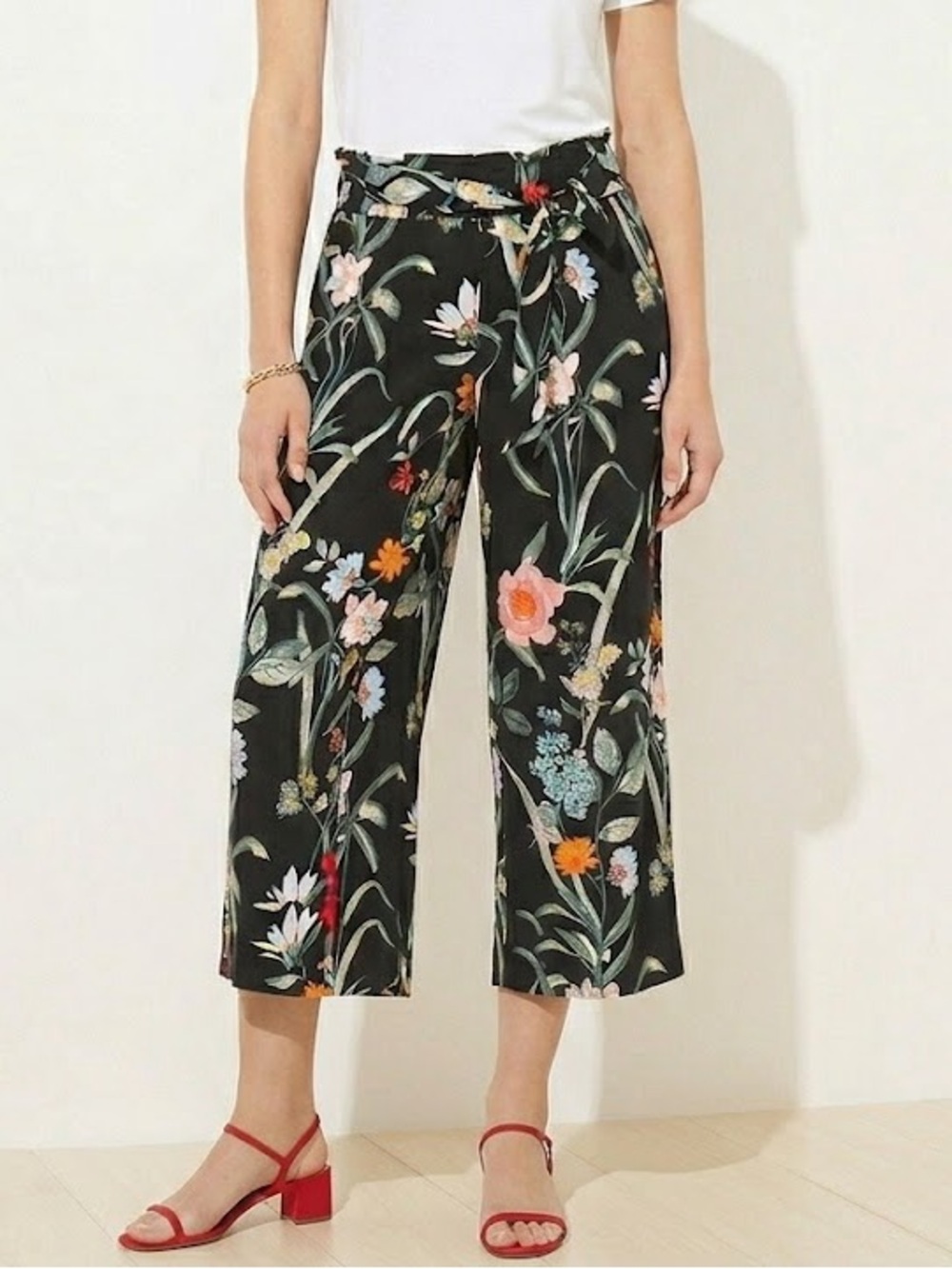 LOFT Wide Leg Tie Waist Boho Garden Muse Pants Black Floral Cropped Ankle Medium